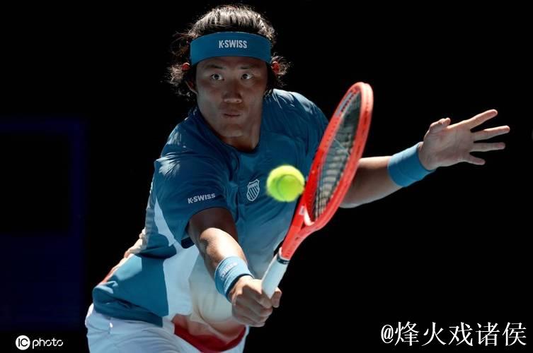 张之臻0-3不敌18号种子塞伦多洛止步澳网首轮